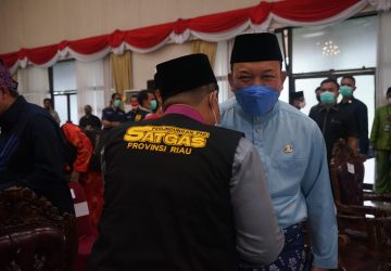 Peduli Nasib Migran, Wabup Husni ikuti Rakortas bersama Gubernur Riau