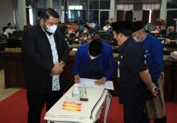 Paripurna Laporan BANGGAR Terhadap Pertanggungjawaban APBD TA 2021, Sekaligus Pengambilan Keputusan Ranperda