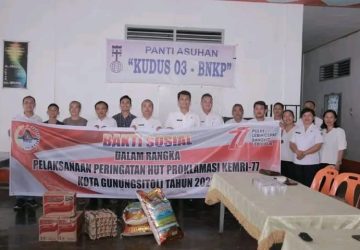 Sambut Kemri ke-77 Kota Gunungsitoli, Panitia Pelaksana Serahkan Bantuan Sosial