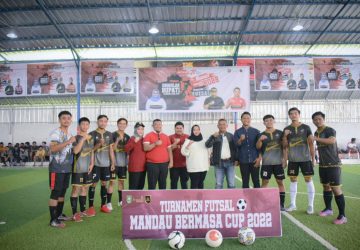Diikuti 48 Tim, Bupati Kasmarni Buka Turnamen Futsal