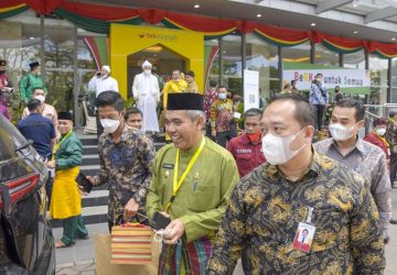 Pj Bupati Kampar Kamsol hadiri Launching Bank Riau Kepri Syariah oleh Wakil Presiden KH Ma’ruf Amin