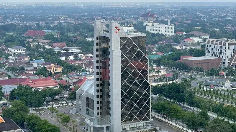 Kantongi Izin, Bank Riau Kepri Siap Tampil Sebagai Bank Umum Syariah