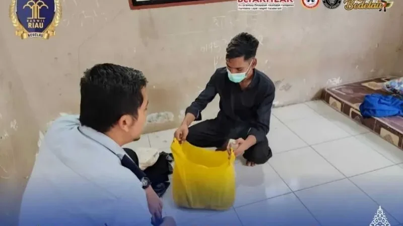 Kantor Imigrasi Dumai Tangkap 1 Orang Pembuat Paspor Gunakan Identitas Palsu