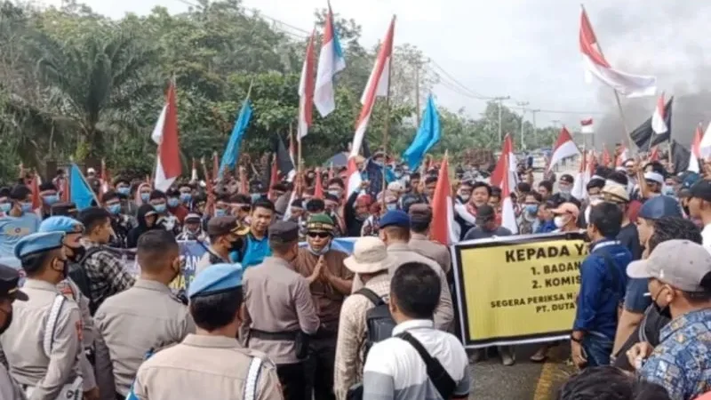 Terjadi Bentrokan, PN Siak Tunda Eksekusi Lahan di Dayun