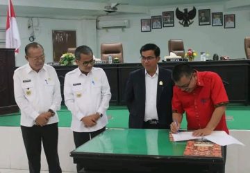 Perubahan APBD Tahun Anggaran 2022, Bupati Nias Yaatulo Gulo Sampaikan Penjelasan Nota Keuangan Ranperda Kabupaten Nias