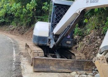 Penggalian Tepi Jalan Untuk Pemasangan Kabel Optik Tidak Melapor, Kades Buladu: Belum Pernah Melapor Mereka Bekerja