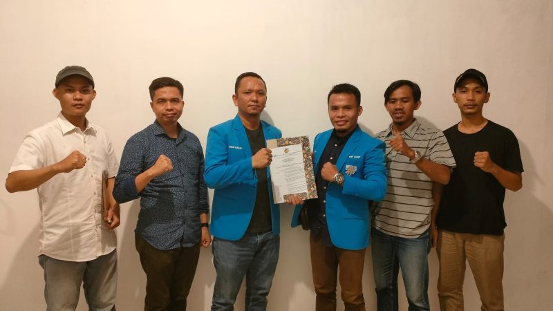 Nopedi Laoli Terima SK Caretaker DPD KNPI Kota Gunungsitoli