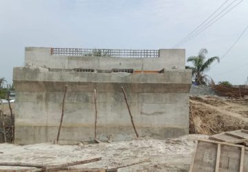 Bupati Rohil Wujudkan Mimpi Masyarakat Membangun Jembatan Air Hitam