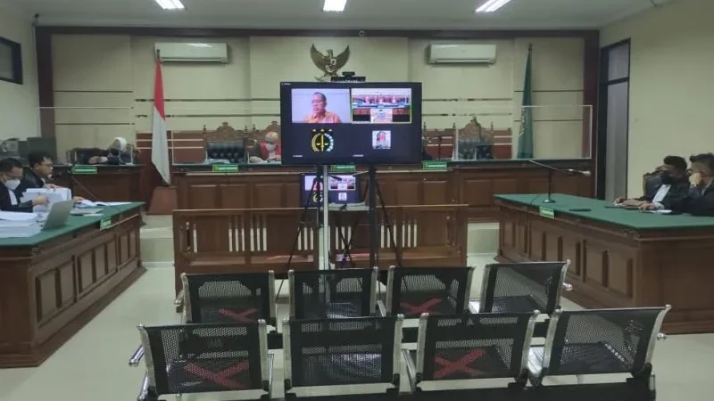 Hakim Itong Isnaeni Dituntut Hukuman 7 Tahun Penjara