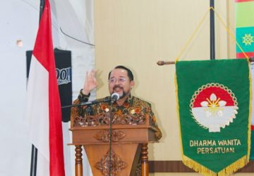Bupati Bengkalis Diwakili Sekda Bustami HY Membuka Rapat Rakerda DWP Kabupaten Bengkalis
