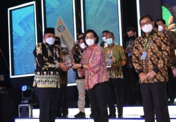 Bupati Alfedri Terima Penghargaan WTP 10 Kali Berturut-turut Dari Menkeu