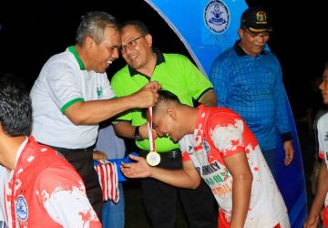Kalahkan Bukit Agung FC Turnamen Riau-Sumbar Pulau Payung Cup ke-32, PSPHW Gobah Berhak Piala Bergilir Pj Bupati Kampar
