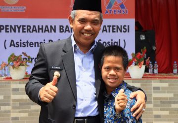 Peroleh Bantuan Untuk 5 LKSA/BSAA di Kampar, Kamsol Ucapkan Terima Kasih kepada Kemensos RI