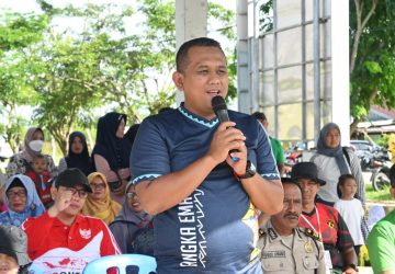 Pemerintah Kecamatan Bukit Batu Bersama Karang Taruna Gelar Lomba Gerak Jalan Bermasa