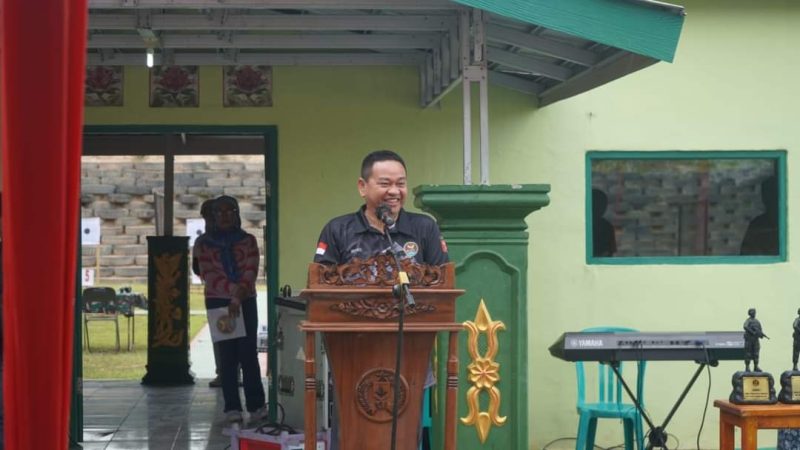 Semarakan HUT TNI ke-77 Tahun Yonif 141 AYJP Gelar Lomba Menembak Pistol Ekslusif