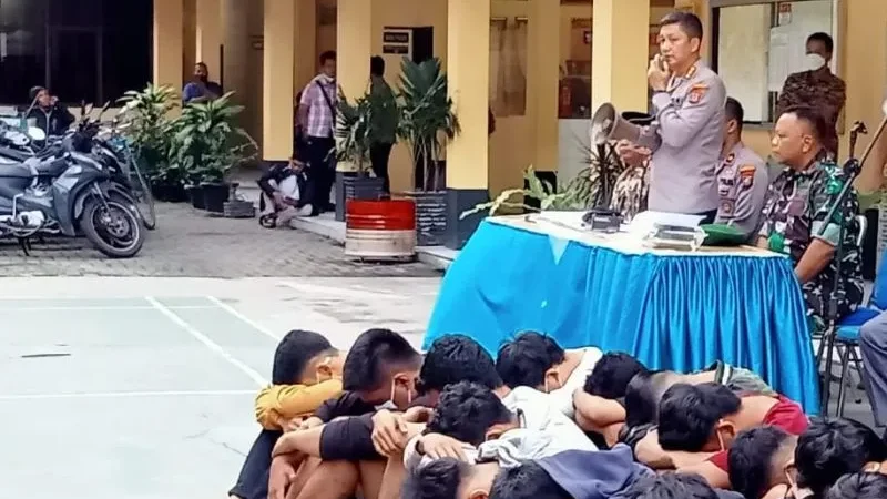 Kapolrestabes Medan Membina 26 Anggota Geng Motor