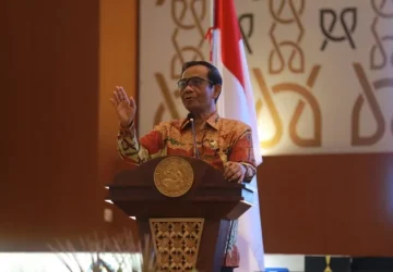 Menko Polhukam imbau perguruan tinggi memperkuat demokrasi