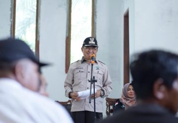 Normalisasi Sungai dan Perbaikan Jalan Sedang Berjalan, Bupati Inhil HM Wardan Minta Masyarakat Terdampak Bersabar