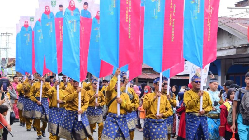 Bupati Bengkalis Melepas Pawai Taaruf MTQ ke-47 Tingkat Kabupaten Bengkalis