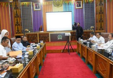 Banggar Gelar Rapat Finalisasi RAPBD T.A 2023 bersama Tim Pokja