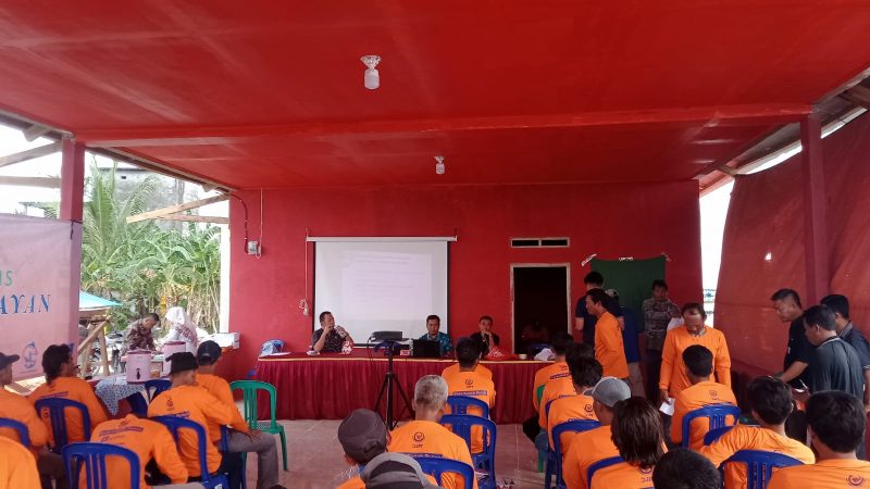 Direktorat Kepelabuhanan Perikanan KKP RI  Berikan Pelatihan Bimtek SKN ke Nelayan Desa Ketapang