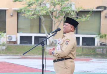Pimpin Apel Senin Pagi, Sekda Kampar Yusri Tekankan Terus Tegakkan Disiplin Kerja