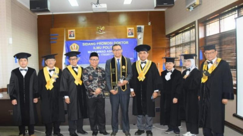 Ketua DPRD Bengkalis H. Khairul Umam, Ucapkan Selamat atas Gelar Doktor yang Diraih Ashsubli