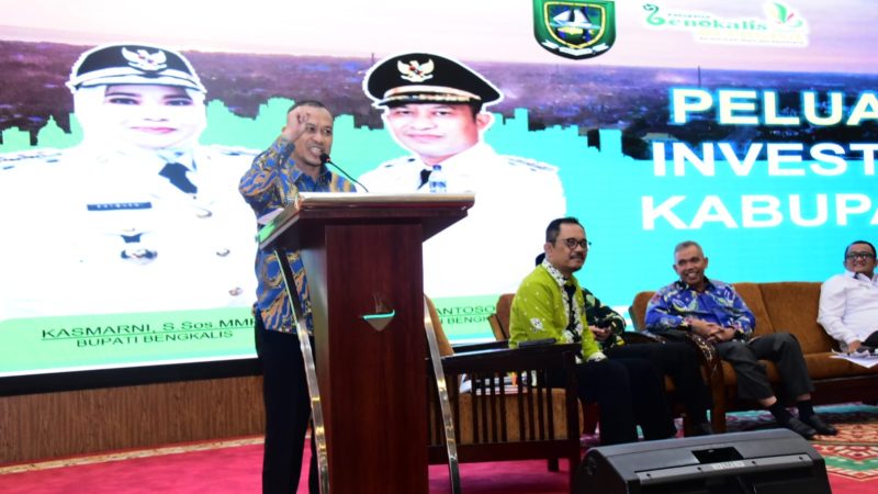 Kabupaten Bengkalis Menerima Penghargaan Riau Investment Award 2022