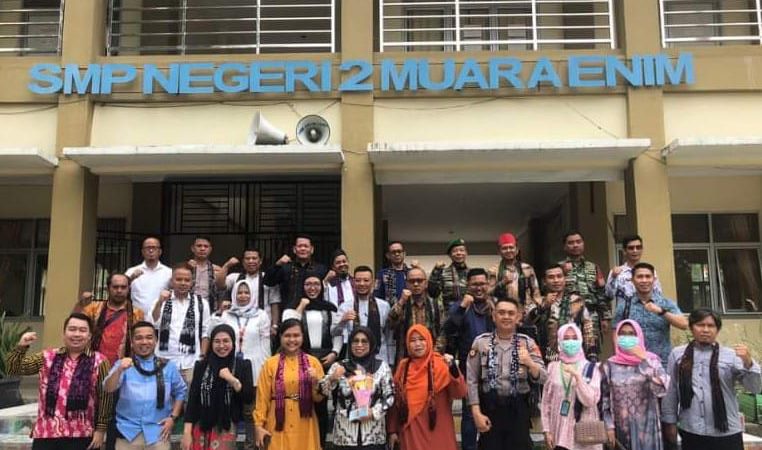 Peringatan Hari Guru, Petugas Lapas Muara Enim Menjadi Pemateri di Kelas Inspirasi