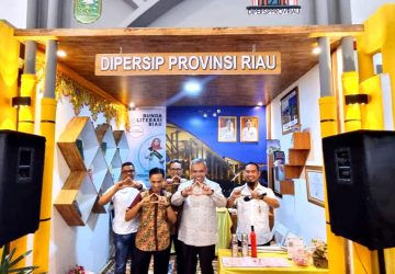 Padatnya Pengunjung Stand Kampar, Pj Bupati Kampar Tinjau Stand Kampar di Riau Expo