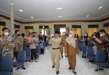 Kukuhkan pengurus Forum Anak Siak, ini harapan Sekda Arfan