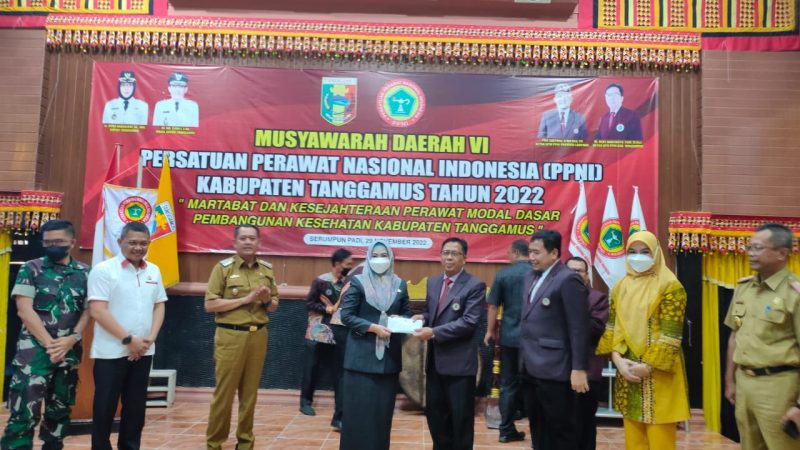 Bupati Dewi Handajani Membuka Musda VI PPNI Kabupaten Tanggamus Tahun 2022