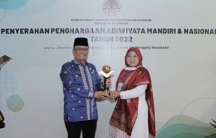 Wakili Kabupaten Siak, SMPN 5 Kecamatan Kerinci Kanan raih Adiwiyata Mandiri tahun 2022