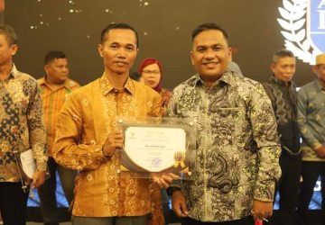 Desa Bukit Jaya Sabet Penghargaan Apresiasi Desa Keterbukaan Informasi Publik 2022