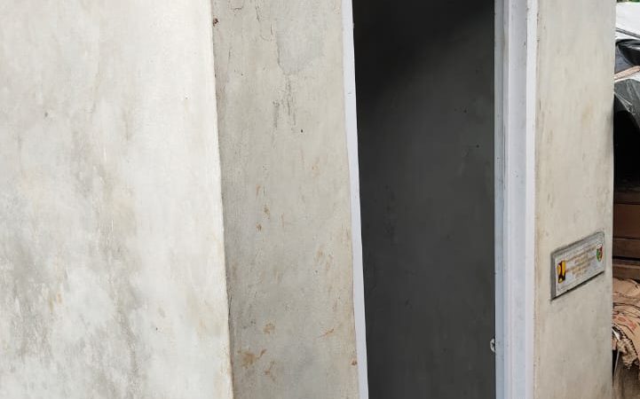 Terciumnya Bau Busuk di Proyek MCK PUPR Tahun 2021. Senin 11 Desember 2022