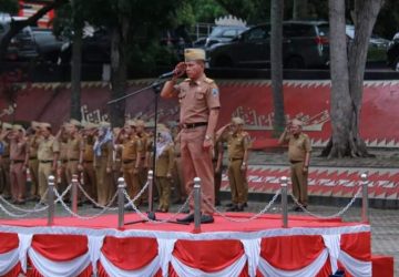 Sampaikan Amanat Bupati Lamsel Dalam Apel Mingguan, Muhadi Himbau Waspadai Cuaca Ekstrim