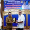 Pj Bupati Kampar Lakukan Penandatangan Kerjasama Antar Daerah dengan Bupati Tanah Datar