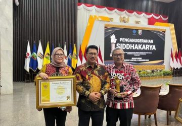 Sekda Thamrin Hadiri Penganugrahan Produktivitas Siddhakarya di Mahan Agung