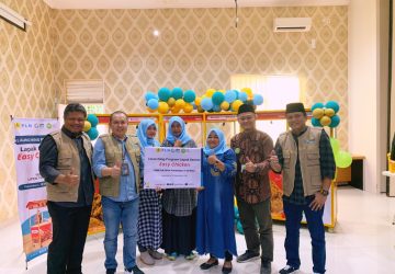 Meningkatkan perekonomian rakyat, YBM PLN UPDK Pekanbaru bersinergi bersama IZI Riau gelar launching Easy Chicken