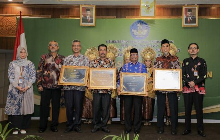 Tahniah! Kabupaten Siak Raih Penghargaan Dari Kemristek