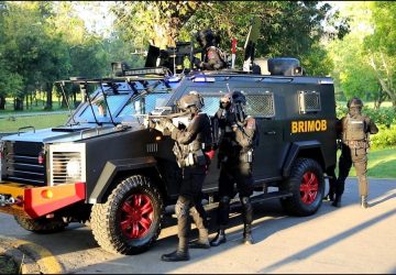 Sat Brimob Polda Jateng Simulasikan Penanganan Teror di Candi Borobudur
