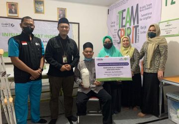 BPJS Cabang Pekanbaru bersama IZI Perwakilan Riau Serahkan Bantuan Alat Bantu Dengar dan Kaki Palsu untuk Disabilitas