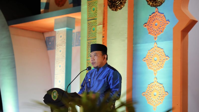 Wakil Bupati Siak Husni Merza Menutupan MTQ XXII Tingkat Kabupaten Siak Tahun 2022 Kecamatan Sungaiapit Juara Umum