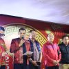 Pj Wali Kota Pekanbaru Saksikan Kembang Api Malam Perayaan Imlek Bersama Warga