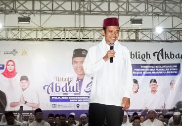 Ribuan Masyarakat Rupat Menghadiri Tabligh Akbar Bersama UAS