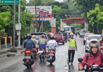 Satlantas Muara Enim Laksanakan Gatur Lilin Pagi