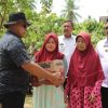 Bupati Lamsel Bantu Pembangunan Rumah Roboh Warga Sidomulyo
