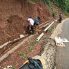 Warga Sinar jawa Harapkan Perawatan proyek Jalan dan Drainase segera diperbaiki