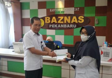 Baznas Kota Pekanbaru bantu warga korban kebakaran rumah