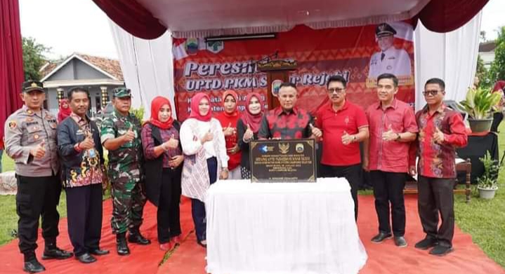 Tingkatkan Pelayanan Masyarakat, Bupati Nanang Ermanto Resmikan UPT Puskesmas Sinar Rezeki